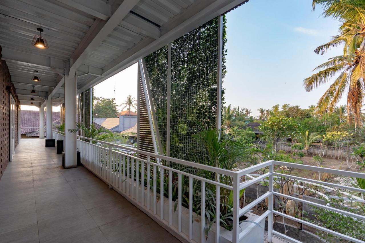 Good Cheer Hostel Lembongan Extérieur photo